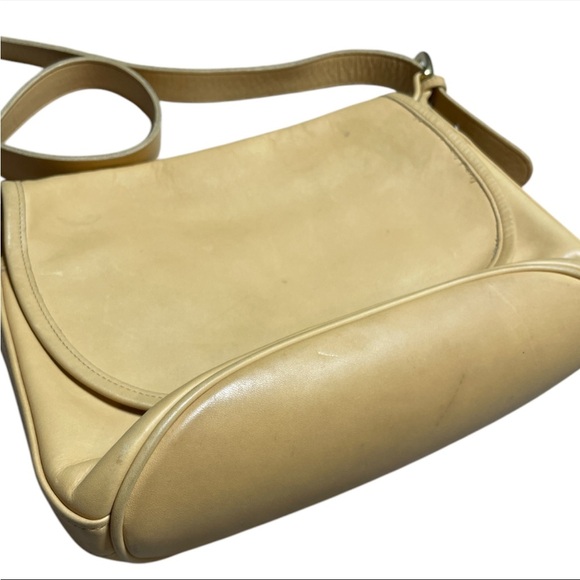 Vintage 90s Coach soho fletcher flap leather butter yellow crossbody bag 4150 - Picture 3 of 7
